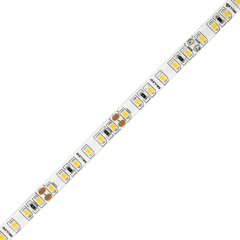 LED-Streifen in Extra Warmweiß mit 550 Lumen und 9,6 Watt je Meter bei 24 Volt, IP54