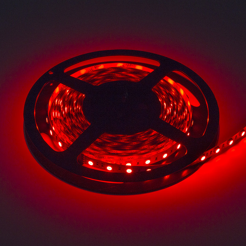 LED-Streifen in Rot mit 120 Lumen und 4,8 Watt je Meter bei 24 Volt, IP20