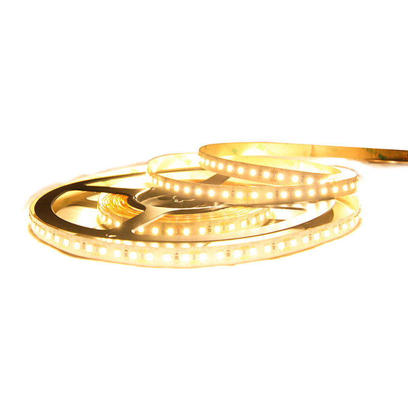 LED-Streifen in Ultra Warmweiß mit 9,6 Watt und 640 Lumen je Meter bei 24 Volt, IP20