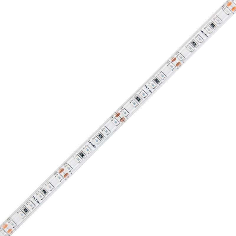 LED-Streifen in Grün mit 640 Lumen und 9,6 Watt je Meter bei 24 Volt, IP67